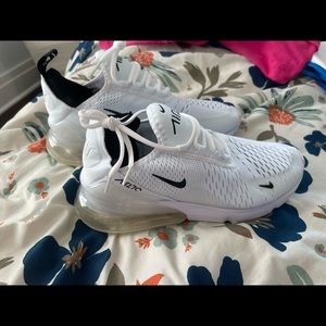 Brand new Nike air max 270 white and black size 8